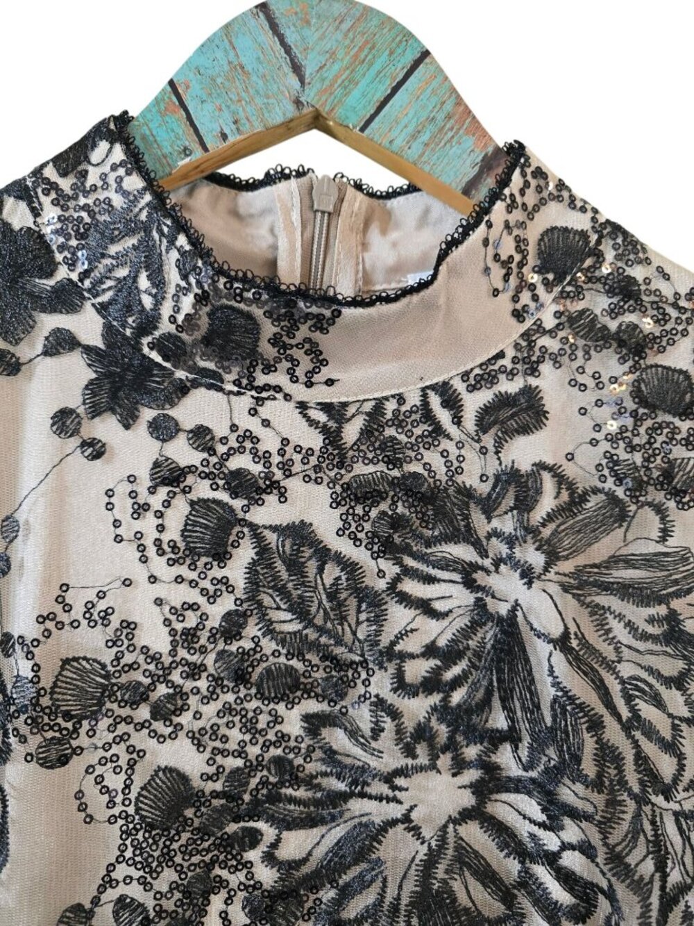 Vickey and Lucas Black & Ivory Embroidered Floral Lace Midi Dress, NWOT, Sz M - Picture 4 of 10